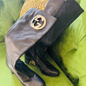 Vintage Gucci Black Leather Knee-High Boots with Logo.
